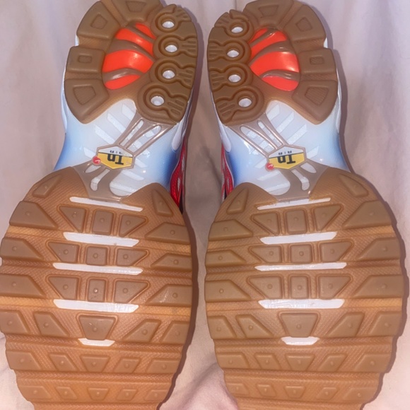 NIKE AIR MAX PLUS VIBRANT TROPICAL - Picture 7 of 7